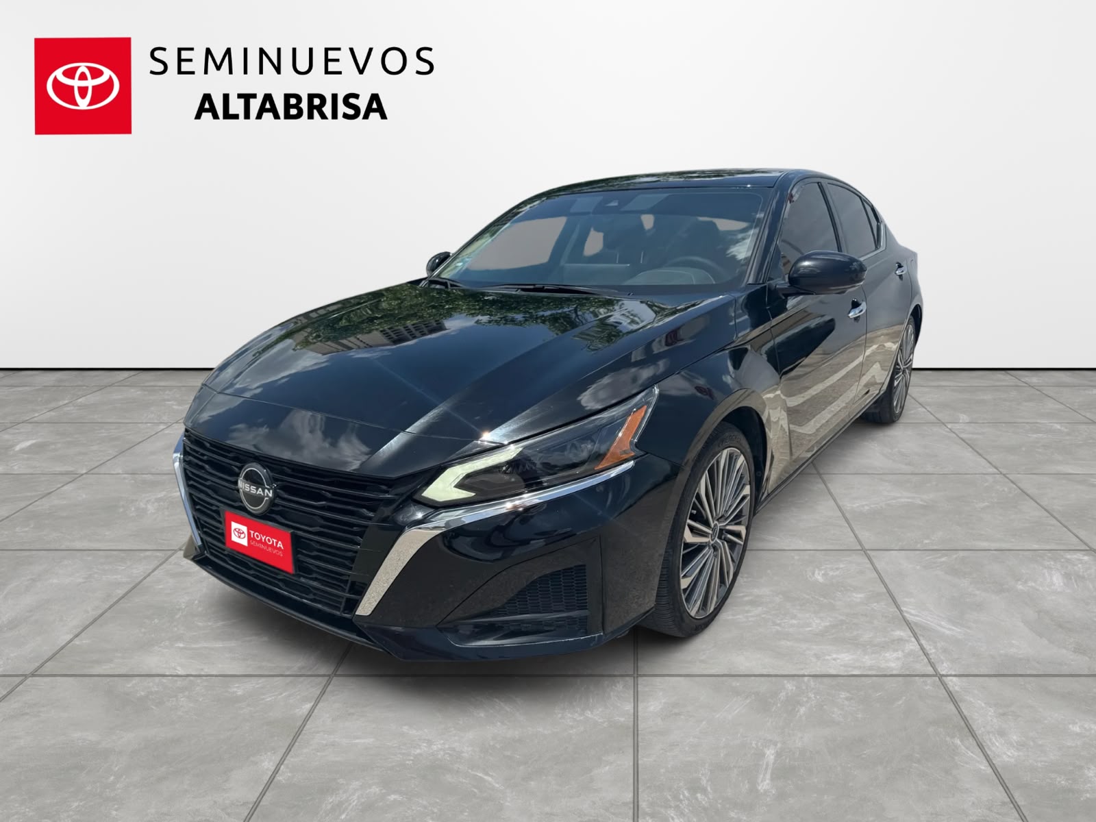 Imagen de NISSAN